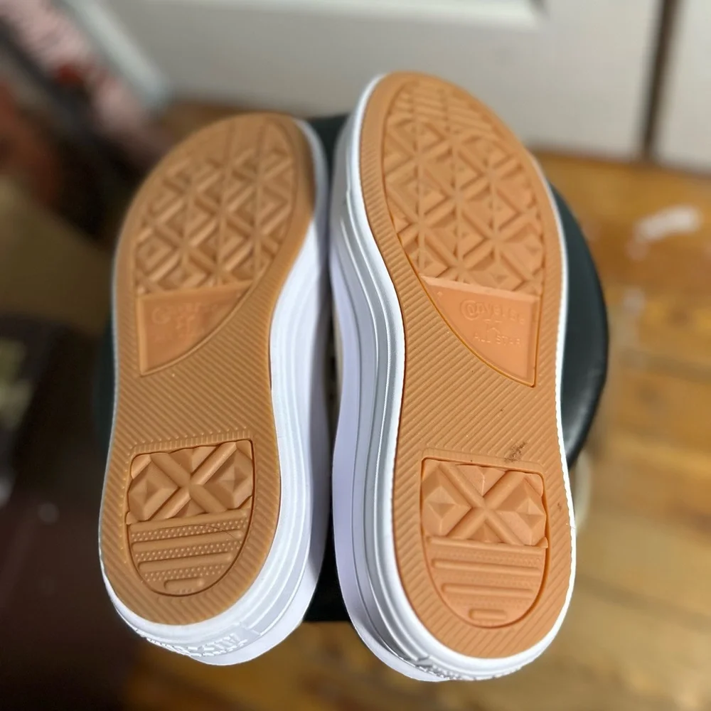 Classic Beige Canvas Sneakers - Picture 8 of 8
